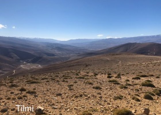 paysage de montagnes enneigées 